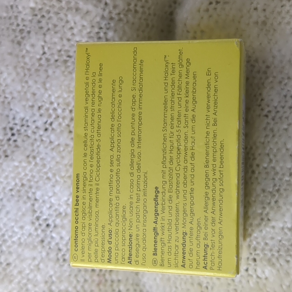 Rodial Anti-Ageing Bee Venom Eye Cream, 25ml/0.80fl oz - Picture 9 of 13